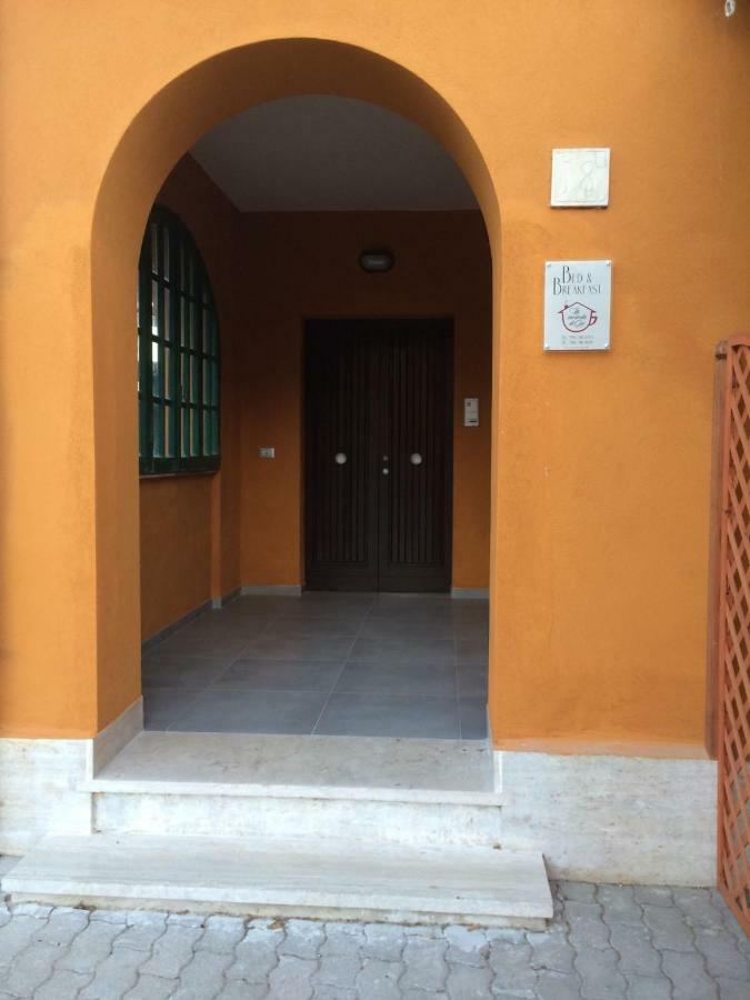 B&B La Veranda Di Gio Torrimpietra Eksteriør bilde