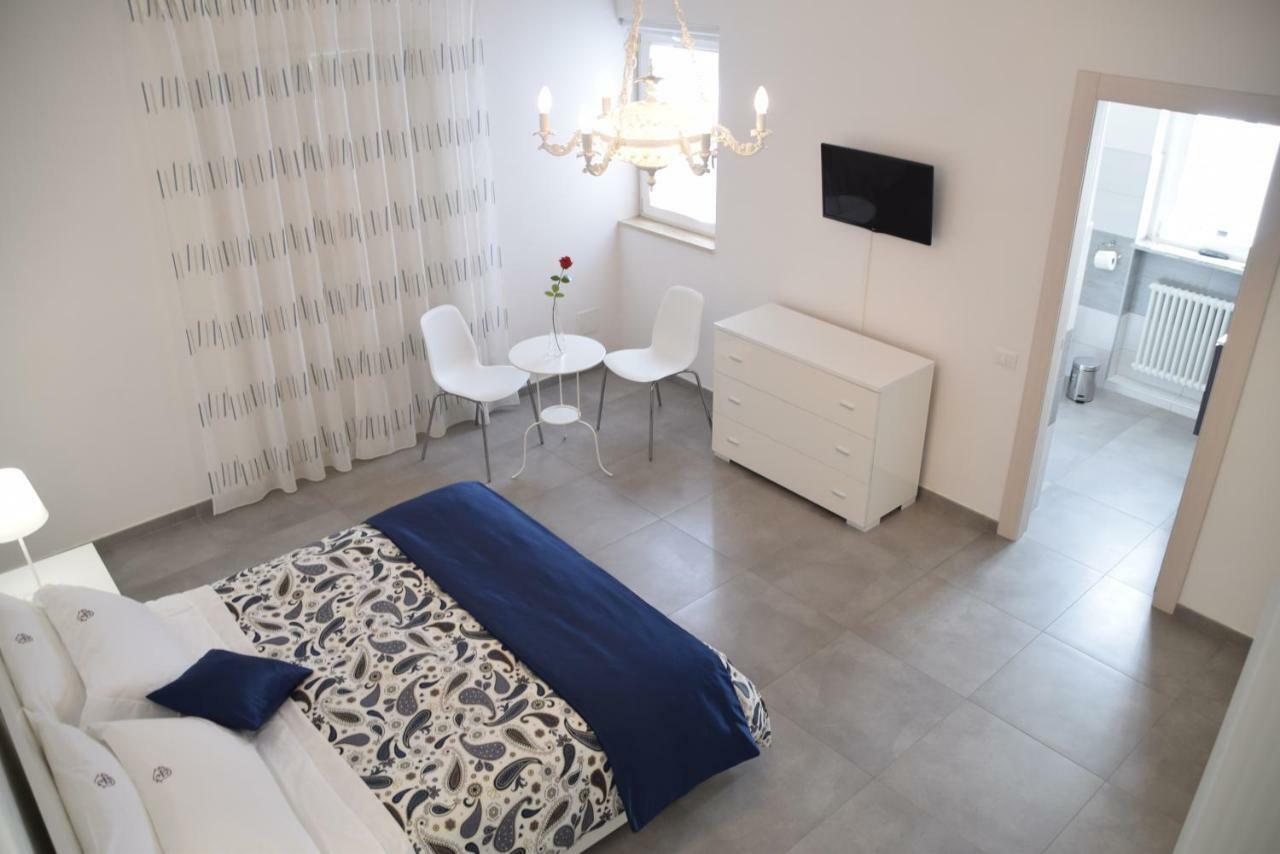 B&B La Veranda Di Gio Torrimpietra Eksteriør bilde